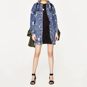 Zara trafaluc distressed denim jacket size small